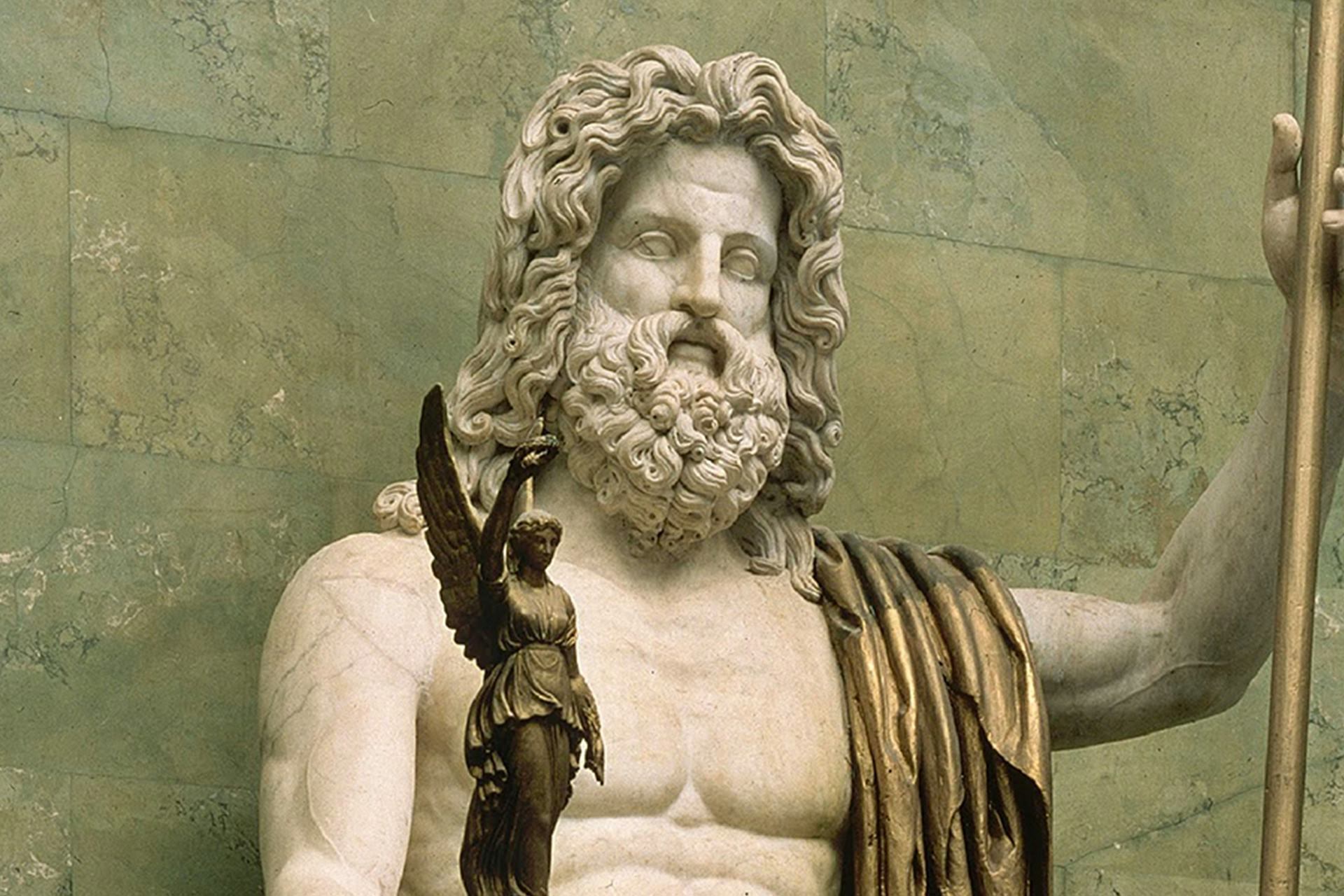 Статуя Зевса и маленькие гермафродиты