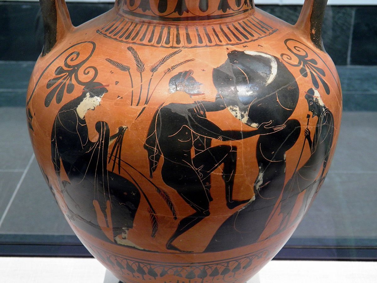 Attic Black Figured amphora depicting the punishment of Sisyphus in Hades Staatliche Antikensammlungen Munich