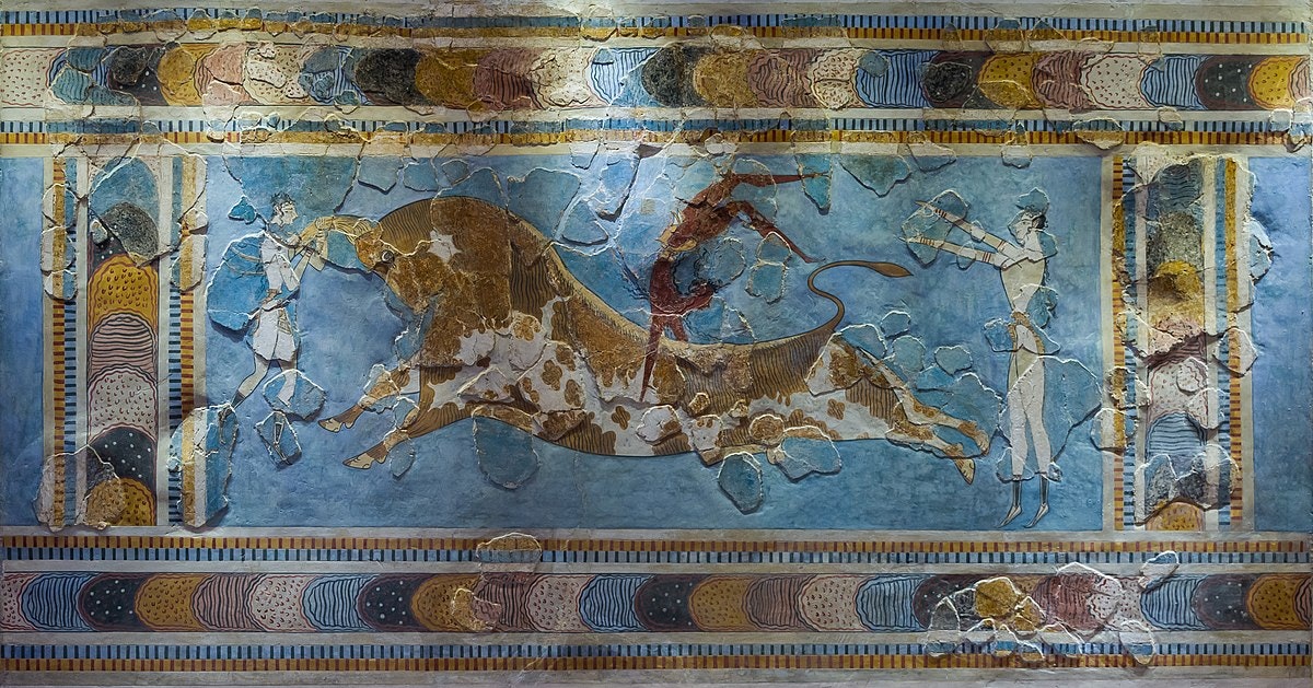Bull leaping minoan fresco archmus Heraklion (cropped)