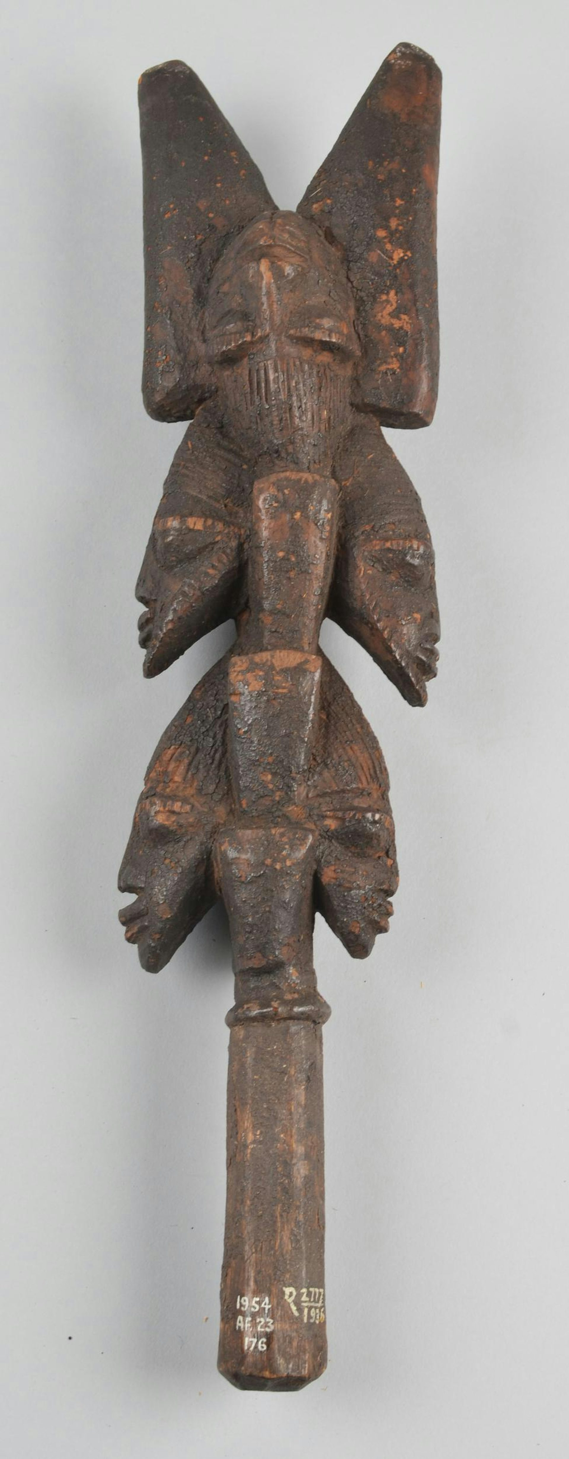 Oshe Shango by Yoruba artist (n.d).