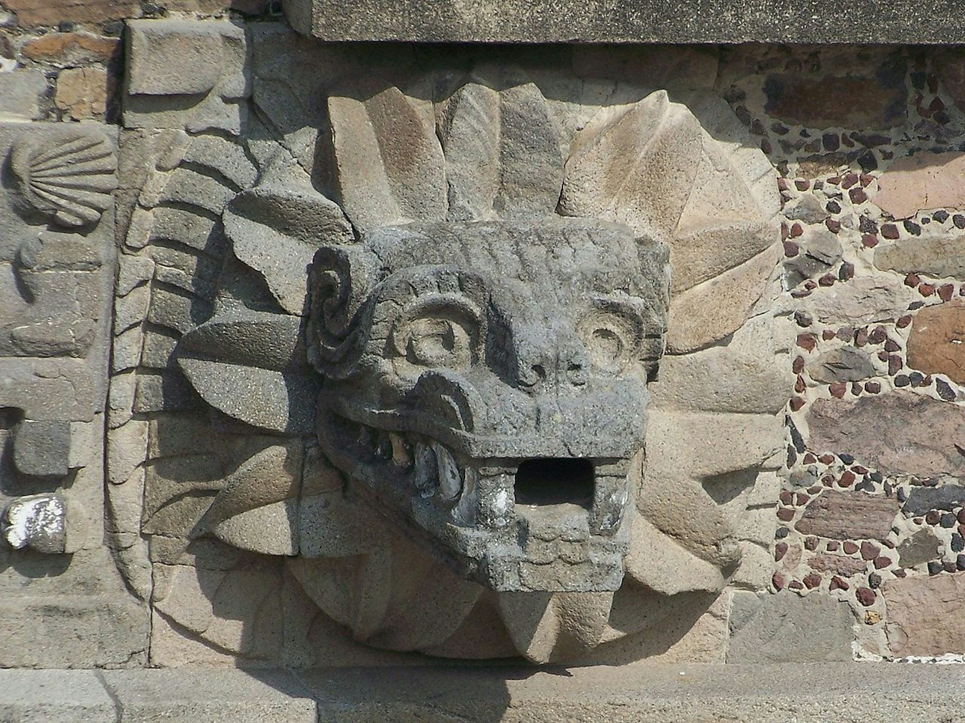 Teotihuacan Tüylü Yılan (Jami Dwyer)