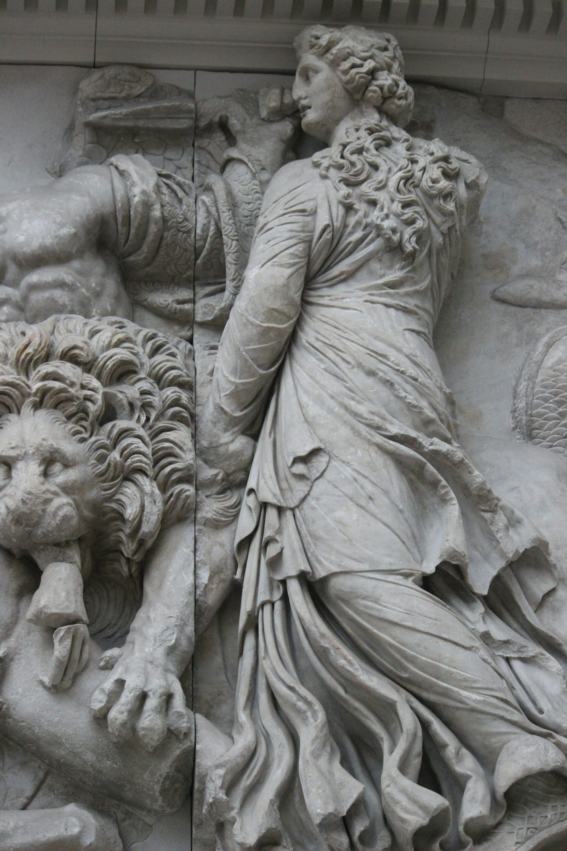 Detail from the Pergamon Altar showing Ceto fighting against the Giants