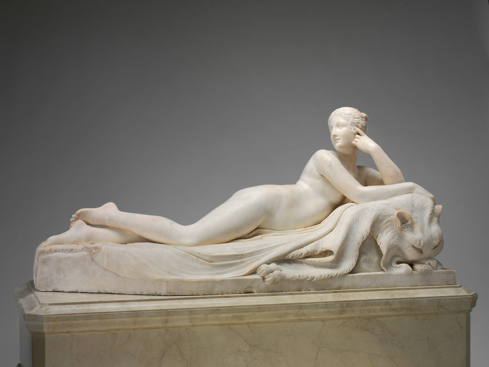 Naiad by Antonio Canova