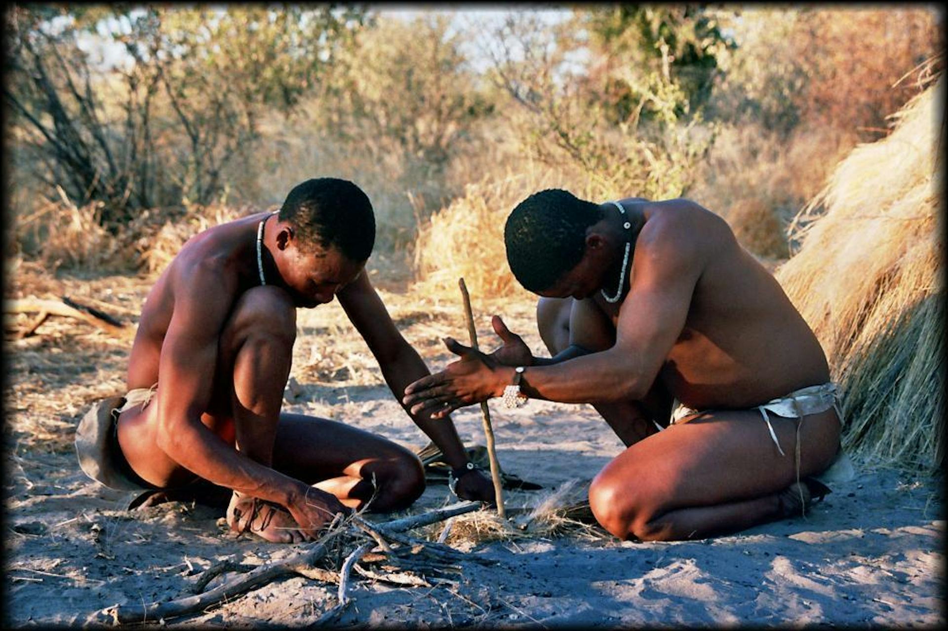 Bushmen in Deception Valley, by Ian Sewell, (2005).